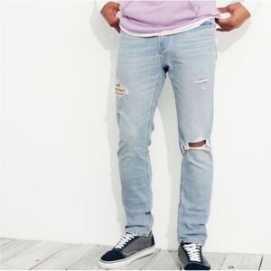Hollister Light Wash Distressed Epic Flex Skinny Jeans - Size 31x30